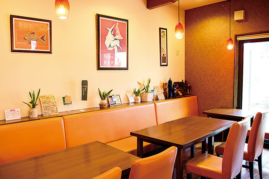 TRATTORIA NONNO 内観