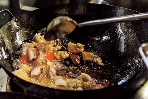 ��ނ𒆉ؓ�ō������u�߂�